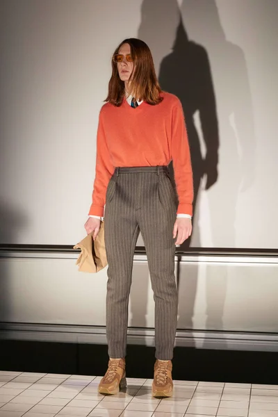 Look 3